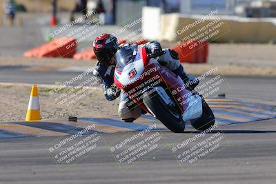 media/Dec-10-2023-SoCal Trackdays (Sun) [[0ce70f5433]]/Turn 2 (10am)/